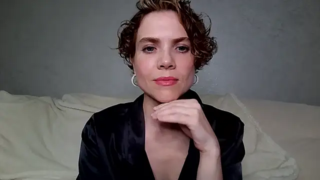 NatalieMoses online show from 06/19/26, 07:20
