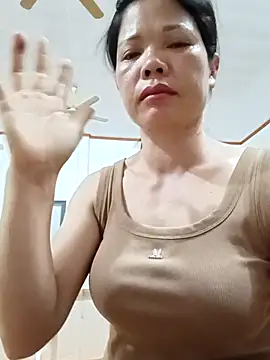 Snapshot of -Maya-a chatting on 06/02/26, 07:14 -Maya-a online show from 06/02/26, 07:14