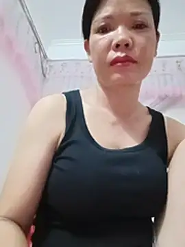 Snapshot of -Maya-a chatting on 06/22/26, 06:49 -Maya-a online show from 06/22/26, 06:49