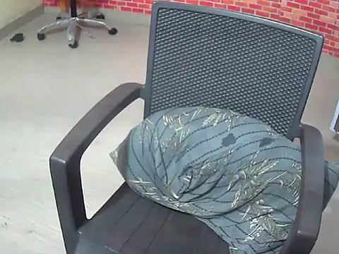 ahinaNaaz online show from 07/12/26, 04:46