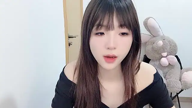 Louise-3 online show from 06/10/26, 02:13