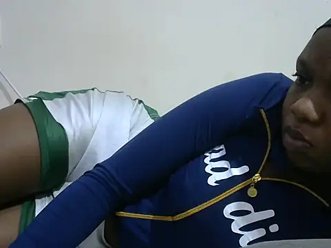 Gloriemelody online show from 07/13/26, 04:23