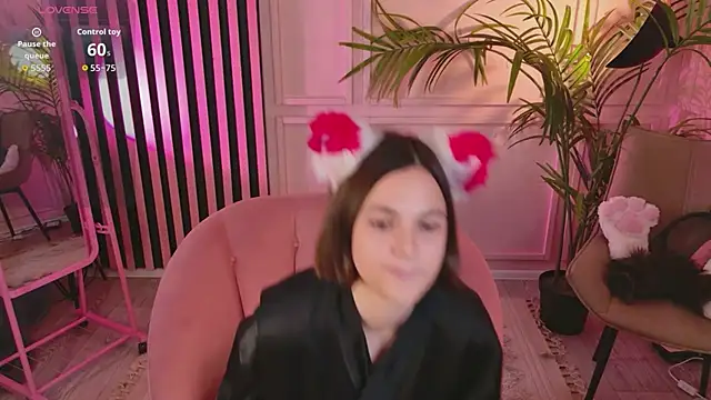 Emi Mi  online show from 06/01/26, 06:24