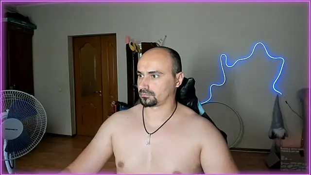 Snapshot of -SexyDaddy- chatting on 07/05/26, 10:22 -SexyDaddy- online show from 07/05/26, 10:22