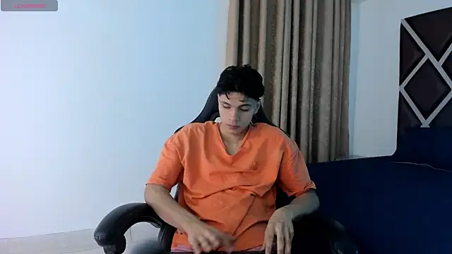 Snapshot of Ithan_Hott chatting on 07/04/26, 03:46 Ithan Hott online show from 07/04/26, 03:46