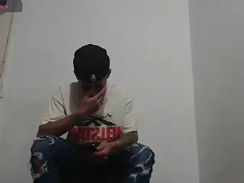 Snapshot of Austin_colleman chatting on 06/19/26, 10:58 Austin colleman online show from 06/19/26, 10:58