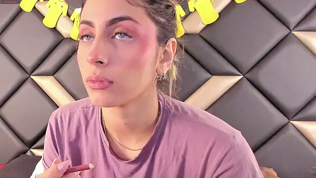AdrianaHarlow online show from 07/19/26, 12:35
