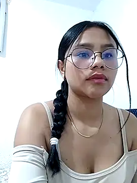 Snapshot of Sofielovee-01 chatting on 07/11/26, 12:55 Sofielovee-01 online show from 07/11/26, 12:55