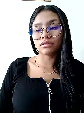 Snapshot of Sofielovee-01 chatting on 06/04/26, 01:16 Sofielovee-01 online show from 06/04/26, 01:16