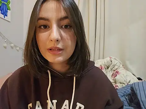 Snapshot of Juh_castro chatting on 07/02/26, 04:24 Juh castro online show from 07/02/26, 04:24