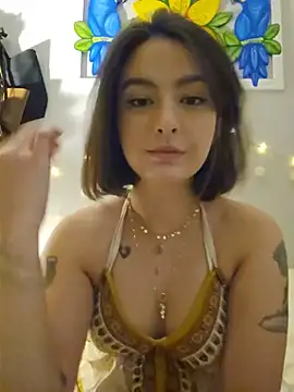 Snapshot of Juh_castro chatting on 06/03/26, 02:55 Juh castro online show from 06/03/26, 02:55