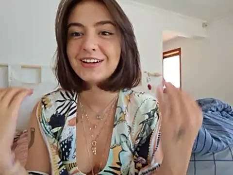 Snapshot of Juh_castro chatting on 06/20/26, 04:12 Juh castro online show from 06/20/26, 04:12