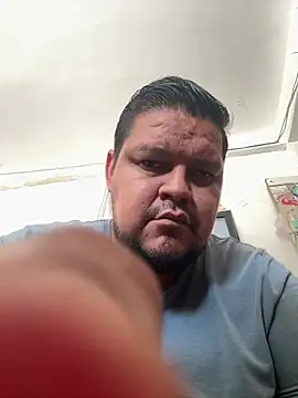 Snapshot of fercho25rv chatting on 07/13/26, 07:35 fercho25rv online show from 07/13/26, 07:35