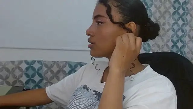 Isabellacarson online show from 06/25/26, 06:35