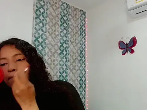 Isabellacarson online show from 06/06/26, 05:07