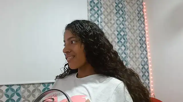 Isabellacarson online show from 07/10/26, 05:57