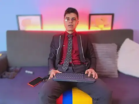 AquilesTaylor online show from 06/04/26, 12:21