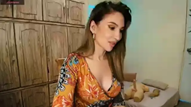 Girl Glamourtt online show from 06/23/26, 05:00