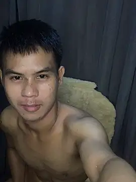 Snapshot of Asianboy_2000 chatting on 07/05/26, 09:21 Asianboy 2000 online show from 07/05/26, 09:21