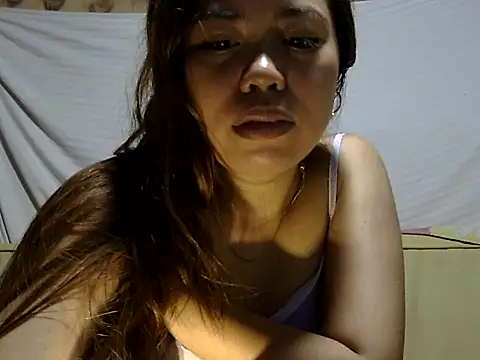 Snapshot of Sherry_Rose chatting on 07/18/26, 02:58 Sherry Rose online show from 07/18/26, 02:58