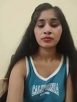 Naughty Kiara  online show from 07/09/26, 02:56