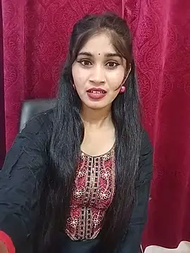 Naughty Kiara  online show from 06/13/26, 03:48