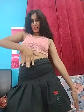 Naughty Kiara  online show from 06/25/26, 04:21