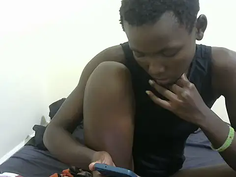 cute avy0 online show from 06/16/26, 06:30