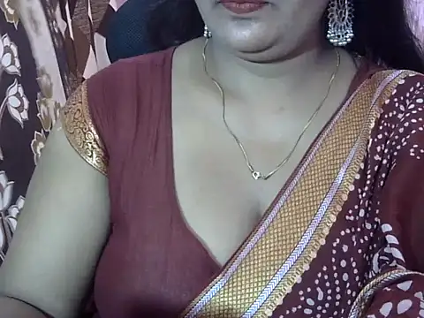 Snapshot of PRIYANKA_023 chatting on 07/10/26, 09:09 PRIYANKA 023 online show from 07/10/26, 09:09