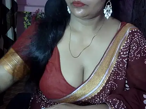 Snapshot of PRIYANKA_023 chatting on 06/21/26, 02:06 PRIYANKA 023 online show from 06/21/26, 02:06