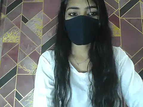Snapshot of Hot-Roshni chatting on 06/28/26, 05:41 Hot-Roshni online show from 06/28/26, 05:41