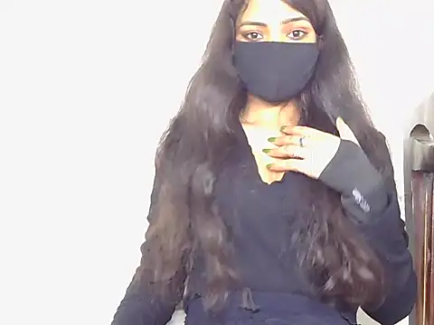 Snapshot of Hot-Roshni chatting on 07/13/26, 07:57 Hot-Roshni online show from 07/13/26, 07:57