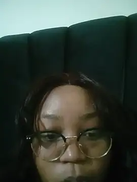 Snapshot of Bunnieh chatting on 05/30/26, 03:17 Bunnieh online show from 05/30/26, 03:17