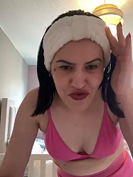 Snapshot of ArabianTemptress chatting on 07/29/26, 04:50 ArabianTemptress online show from 07/29/26, 04:50
