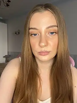 emilurrre online show from 06/15/26, 05:29