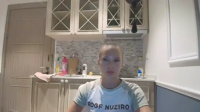 Snapshot of Linnea_analochka chatting on 06/06/26, 12:54 Linnea analochka online show from 06/06/26, 12:54
