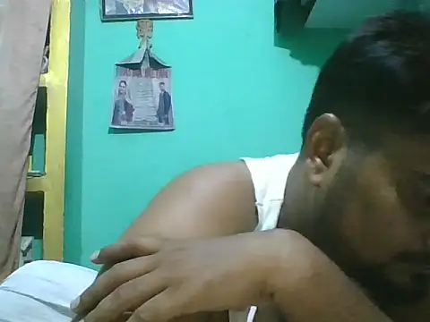 Snapshot of mature_boy_patna chatting on 07/08/26, 03:24 mature boy patna online show from 07/08/26, 03:24