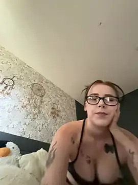 Snapshot of OnlyTattooDevil chatting on 06/15/26, 01:44 OnlyTattooDevil online show from 06/15/26, 01:44