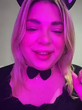 cutestsnoww online show from 06/03/26, 12:39