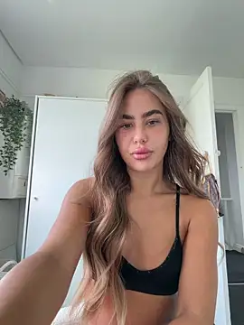Nikola Olivia online show from 05/31/26, 10:43