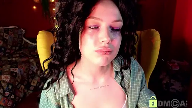 Monica lar online show from 06/08/26, 01:00