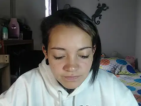 hanya23  online show from 06/05/26, 04:13