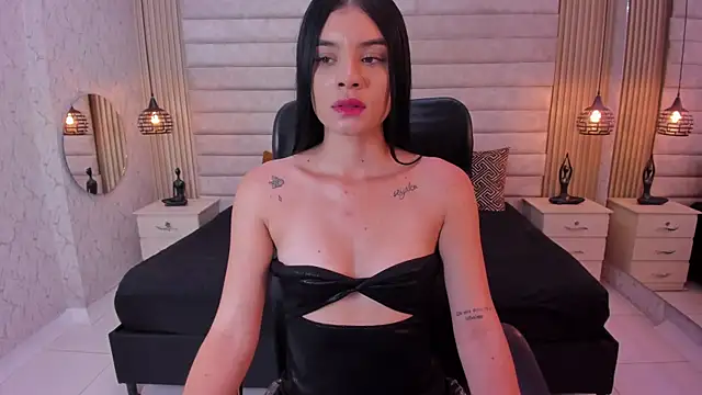 Snapshot of Cloe_Monroee_ chatting on 07/14/26, 08:26 Cloe Monroee online show from 07/14/26, 08:26