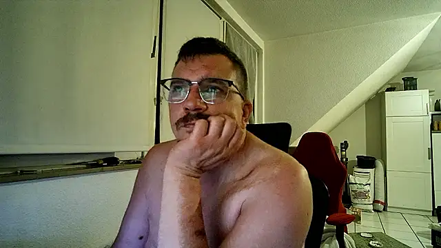 Redtaiger online show from 05/30/26, 10:37