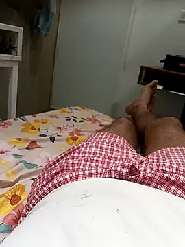 indiboy009 online show from 12/15/25, 03:40