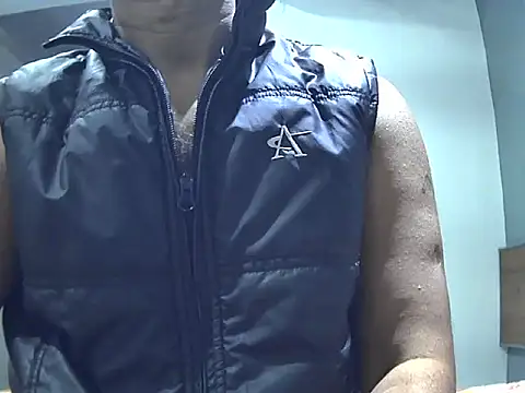 indiboy009 online show from 11/29/25, 03:56