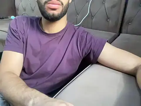 mo7amedos29 online show from 06/01/26, 04:35