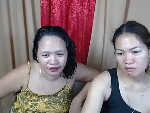Snapshot of urpretty_hotmama chatting on 06/16/26, 10:26 urpretty hotmama online show from 06/16/26, 10:26