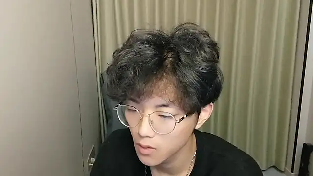 wssoo11 online show from 06/26/26, 01:17