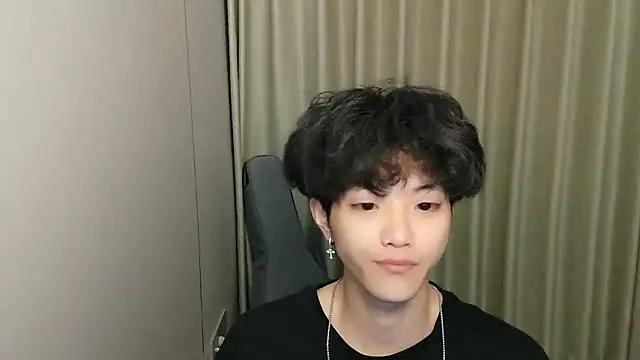 wssoo11 online show from 06/25/26, 01:27
